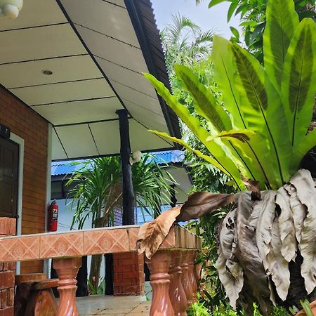 Lovely Lanta Resort Koh Lanta Exterior foto